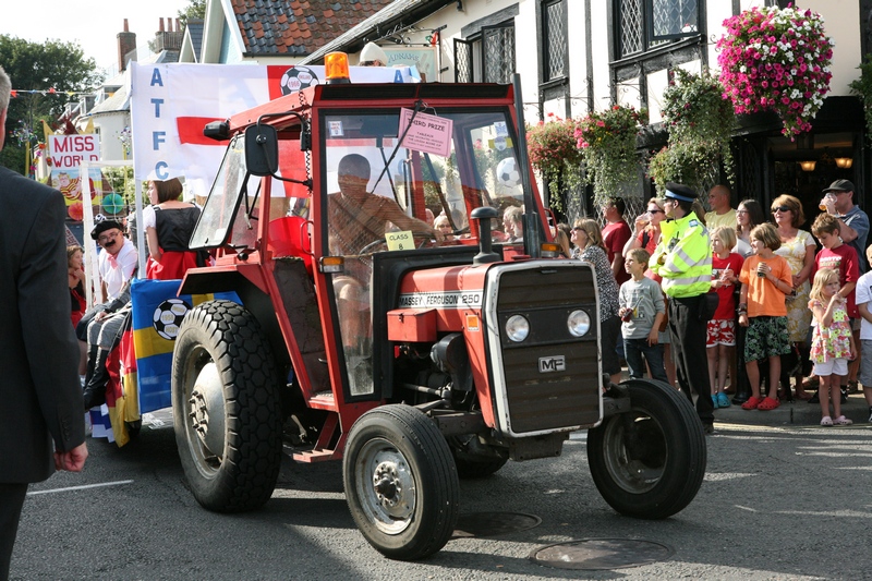 Photo of Aldeburgh Carnival 2009