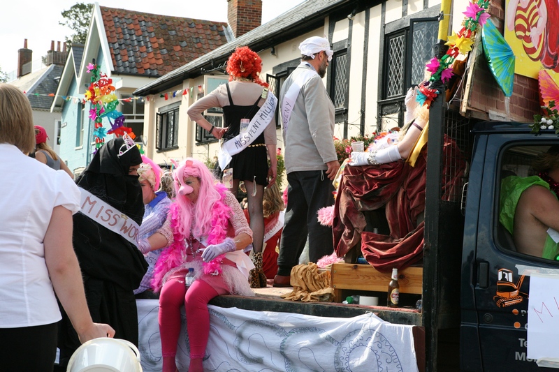 Photo of Aldeburgh Carnival 2009