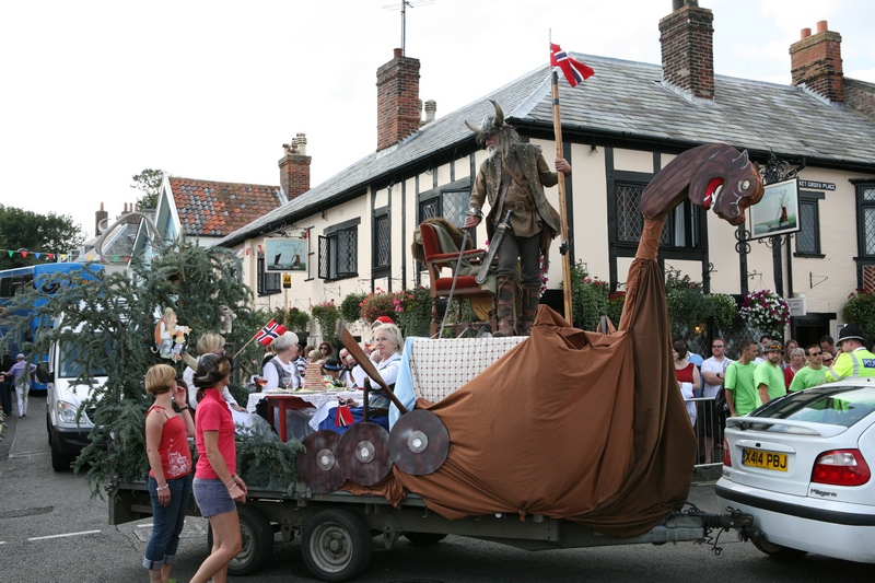 Photo of Aldeburgh Carnival 2009
