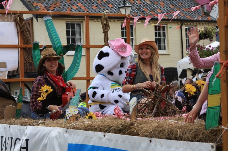 Photo of Aldeburgh Carnival 2010