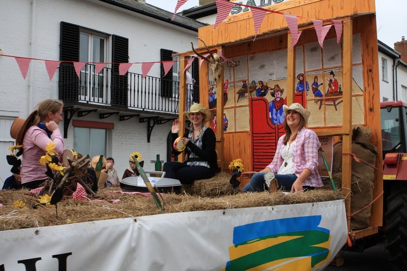 Photo of Aldeburgh Carnival 2010