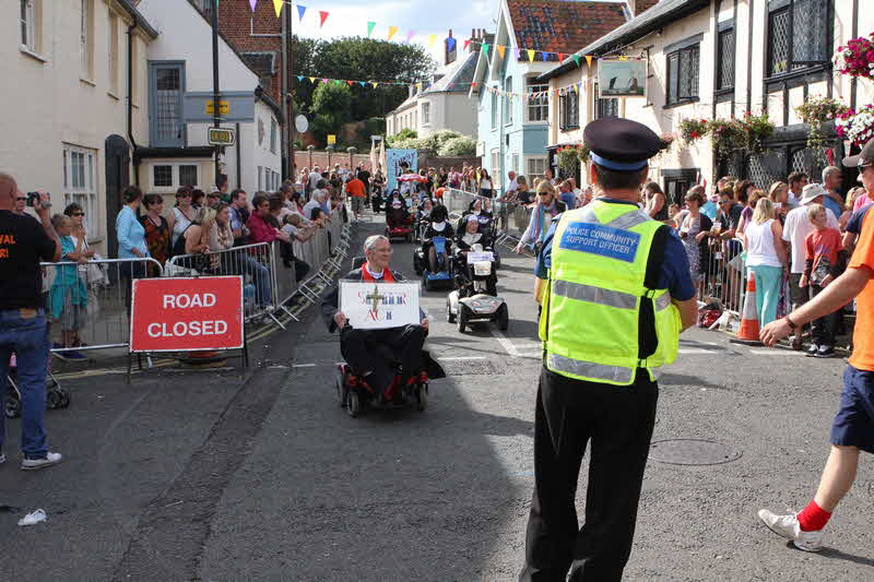 Photo of Aldeburgh Carnival 2011