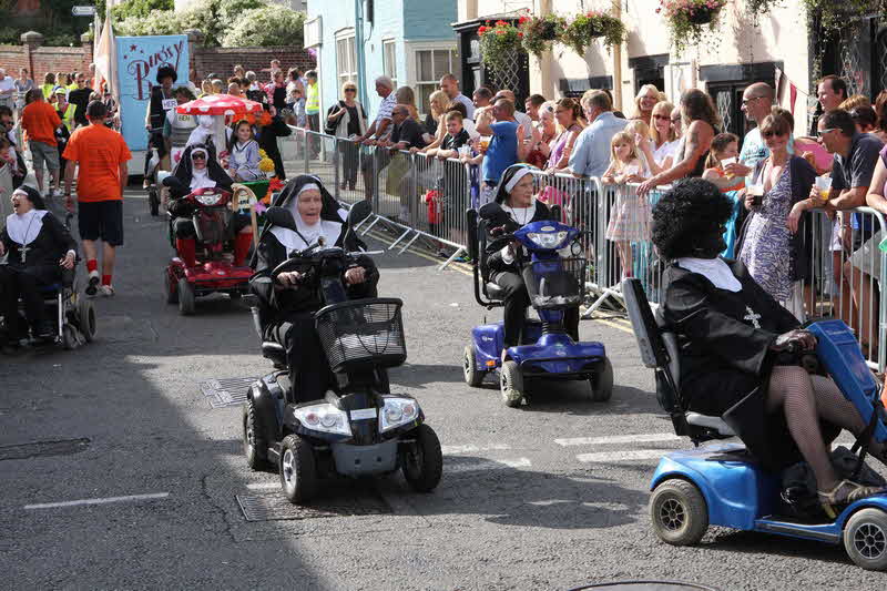 Photo of Aldeburgh Carnival 2011