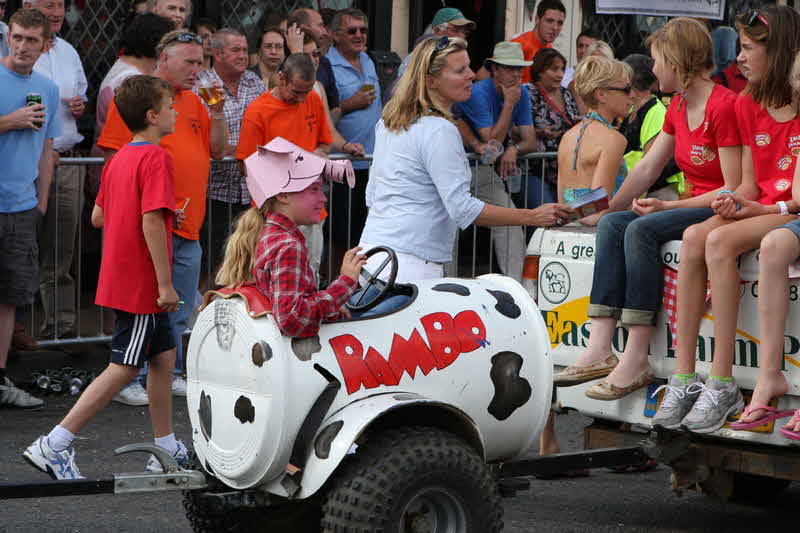 Photo of Aldeburgh Carnival 2011