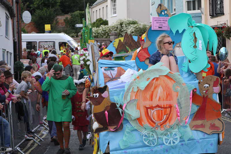 Photo of Aldeburgh Carnival 2011