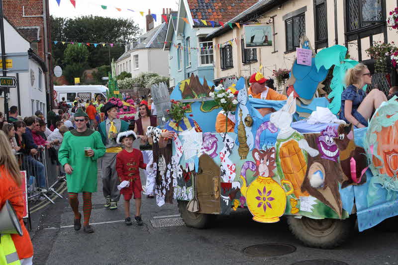 Photo of Aldeburgh Carnival 2011