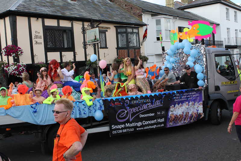 Photo of Aldeburgh Carnival 2011