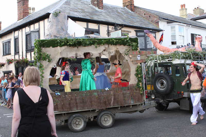 Photo of Aldeburgh Carnival 2011
