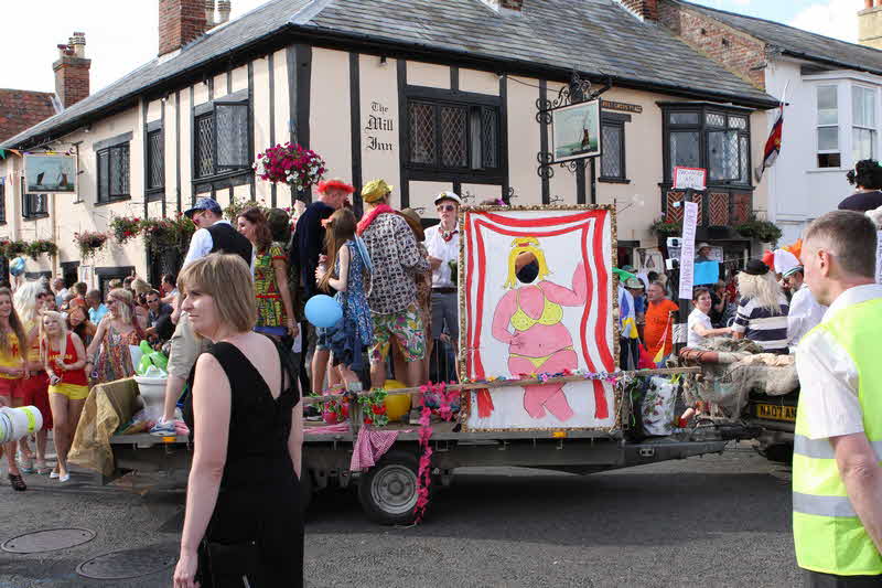 Photo of Aldeburgh Carnival 2011