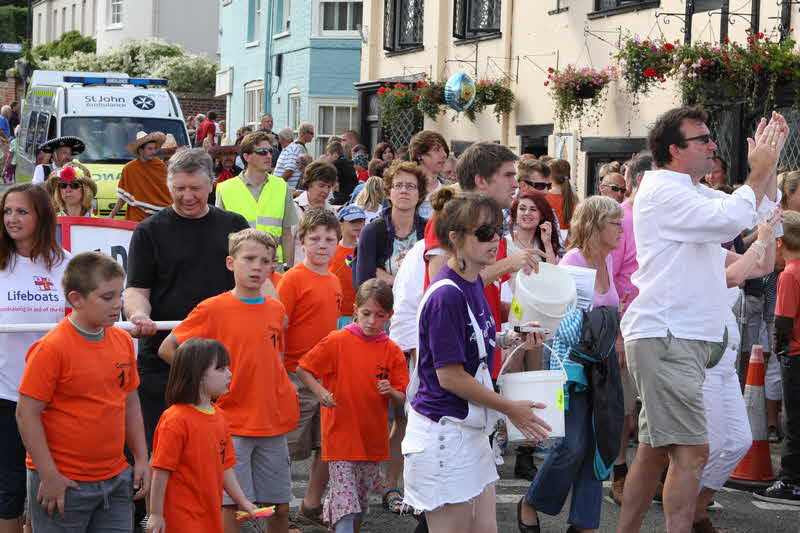 Photo of Aldeburgh Carnival 2011